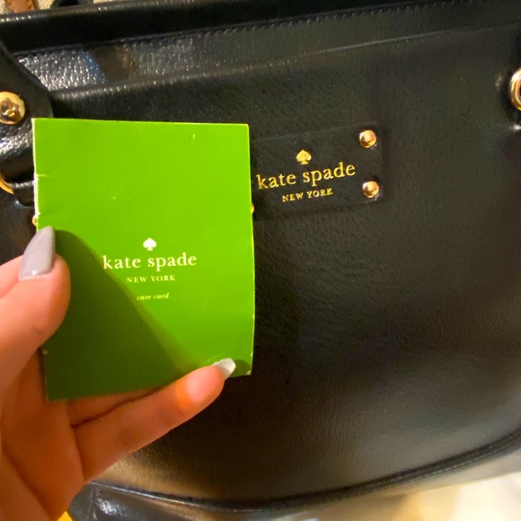 Kate Spade Purse - Picture 1 of 6